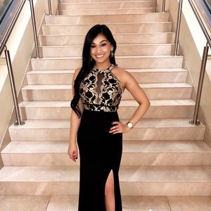 Meet your Posher, Nisha